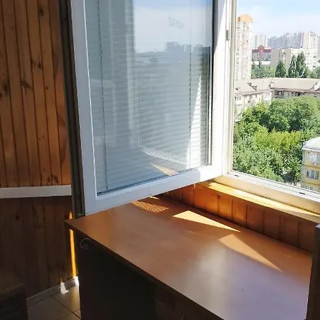 Alaska Fox * Kyiv
