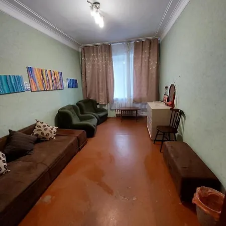 Alaska Fox Aparthotel Kyiv